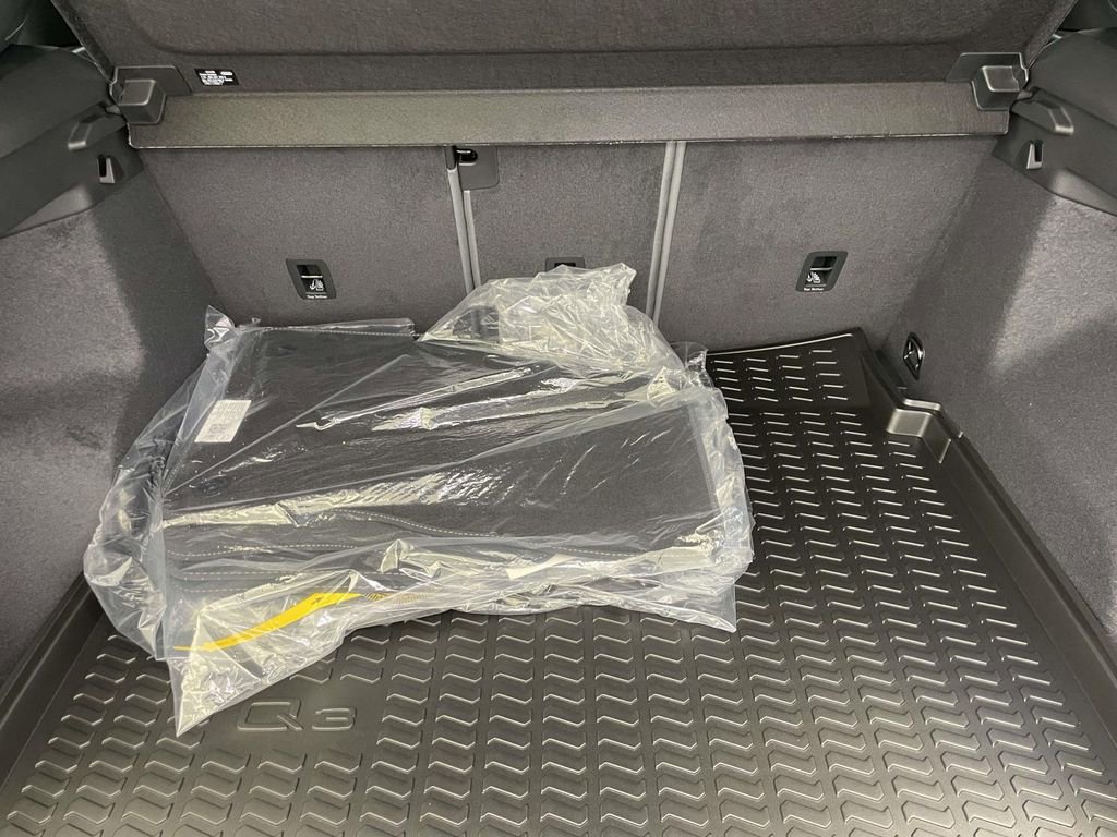 New 2025 Audi Q3 2.0T Premium image 20