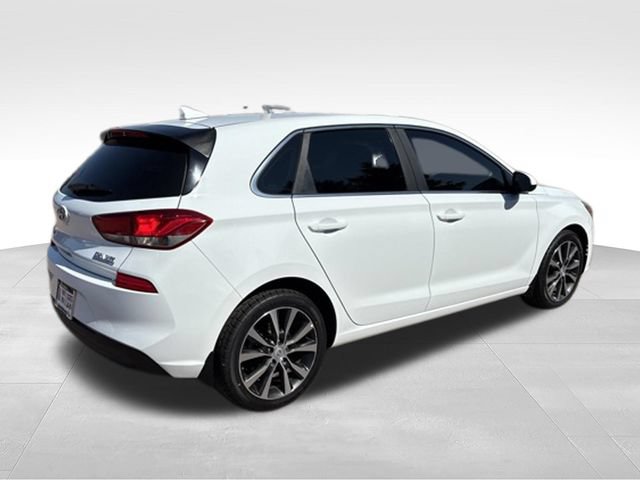 Used 2020 Hyundai Elantra GT FWD image 9