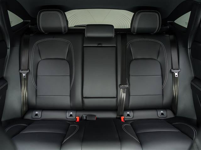 New 2024 Jaguar E-PACE R-Dynamic SE AWD/4WD image 18