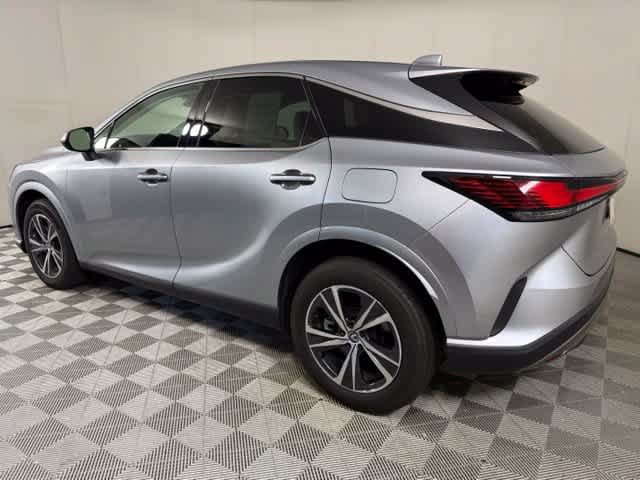 Used 2024 Lexus RX 350 FWD w/ Technology Package image 4
