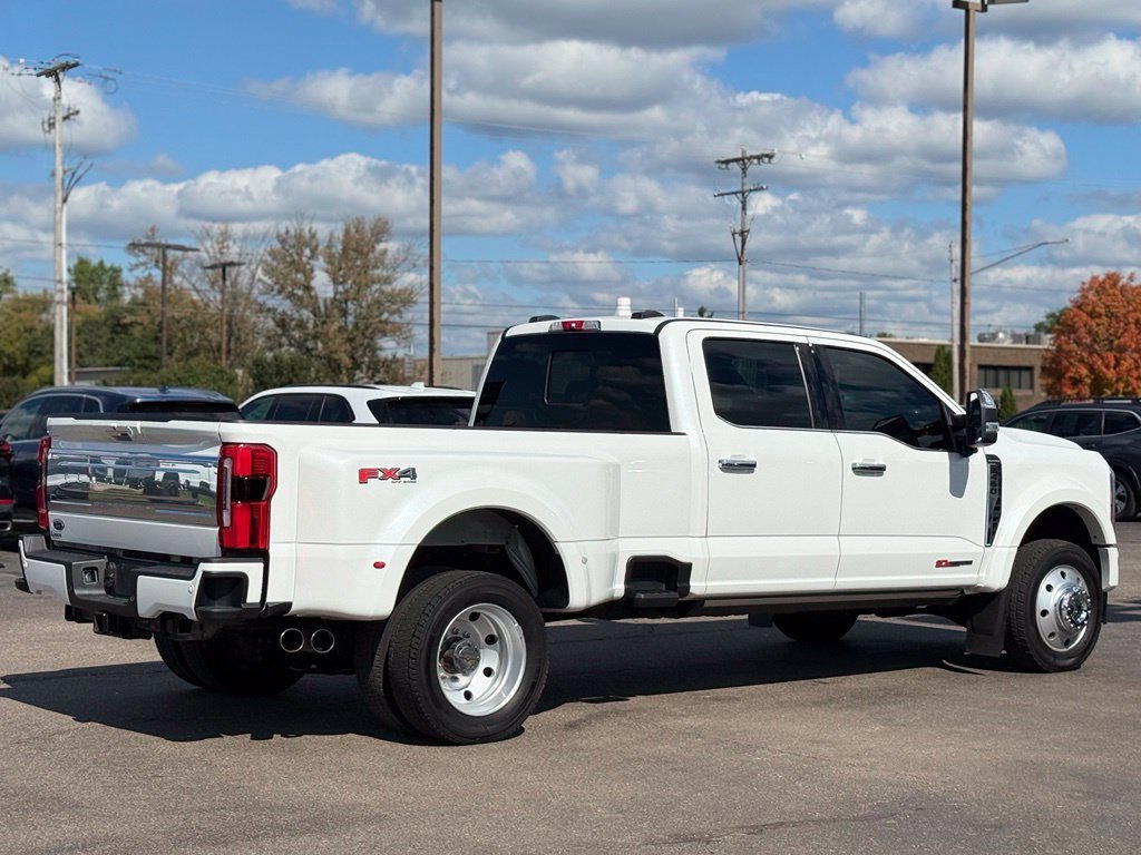 Used 2023 Ford F450 Platinum w/ FX4 Off-Road Package AWD/4WD image 39