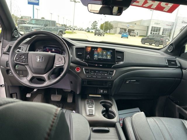Used 2022 Honda Passport TrailSport image 39