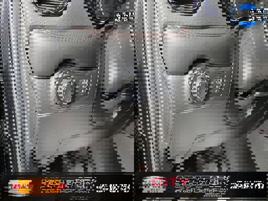 Used 2025 Dodge Durango R/T w/ Blacktop Package image 14