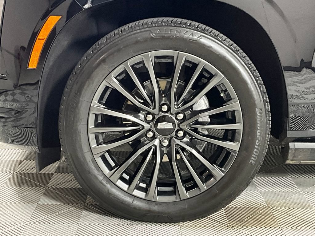 Used 2025 Cadillac Escalade ESV Sport Platinum image 30