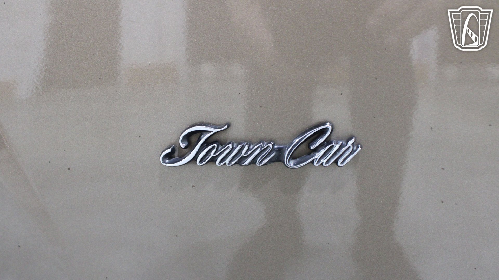 Used 1989 Lincoln Town Car RWD image 39