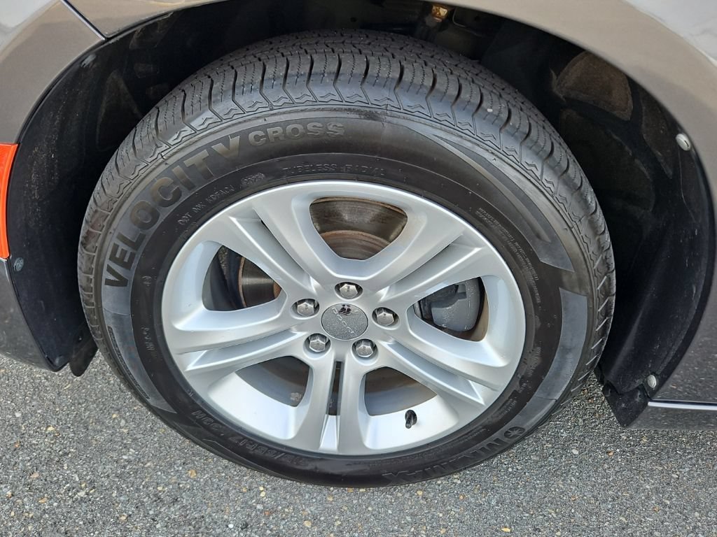 Used 2023 Dodge Charger SXT RWD image 29