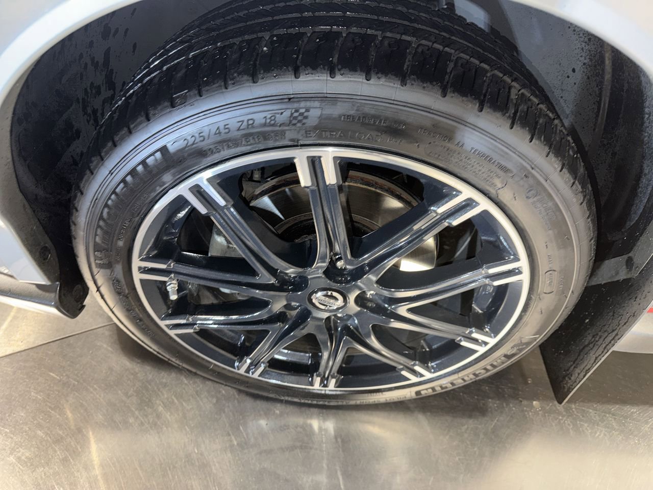 Used 2017 Nissan Juke NISMO image 10