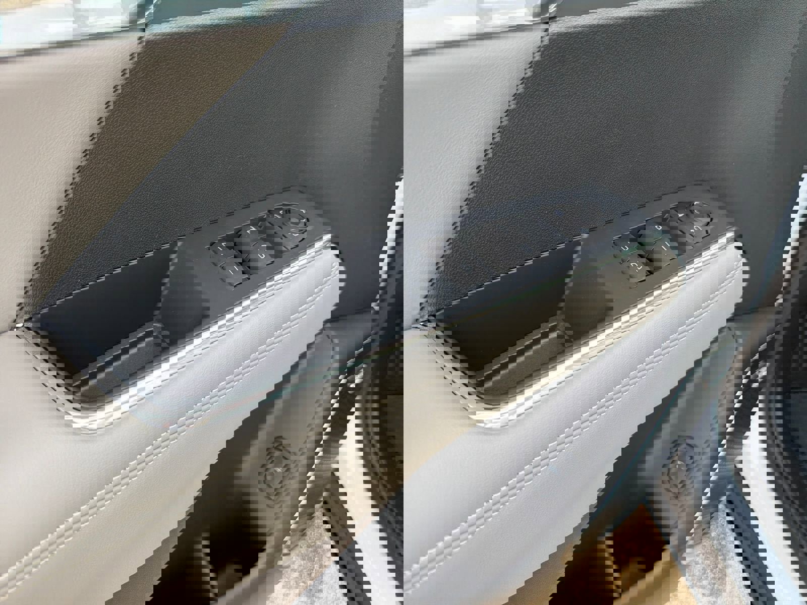 New 2026 GMC Acadia Elevation w/ Elevation Premium Package image 12