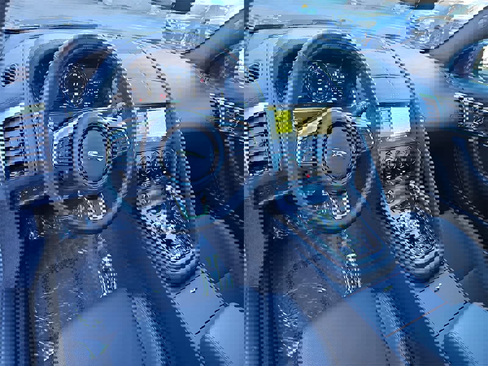 Used 2024 Jaguar F-TYPE R-Dynamic image 14