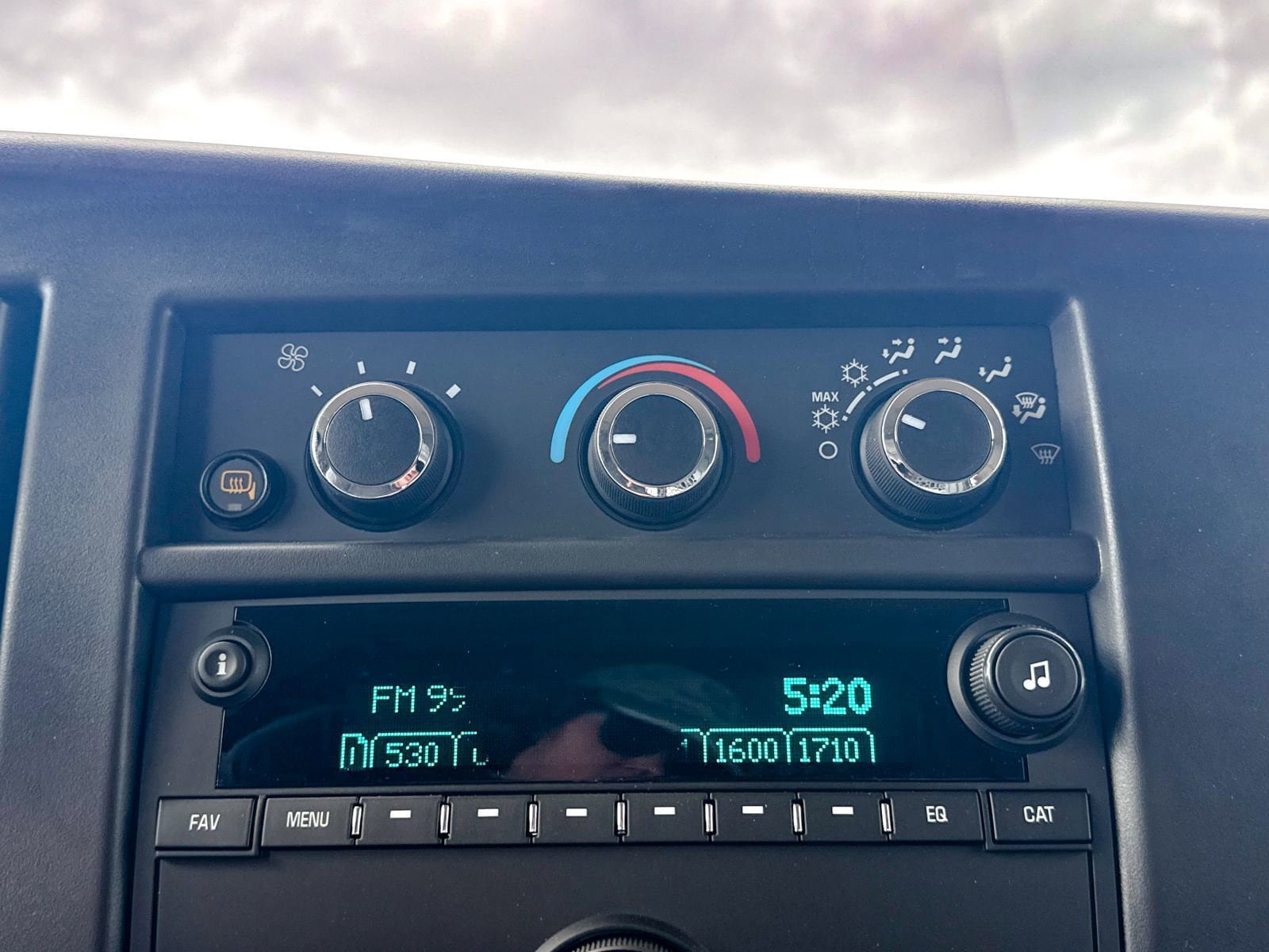 New 2025 Chevrolet Express 2500 w/ Driver Convenience Package RWD image 46