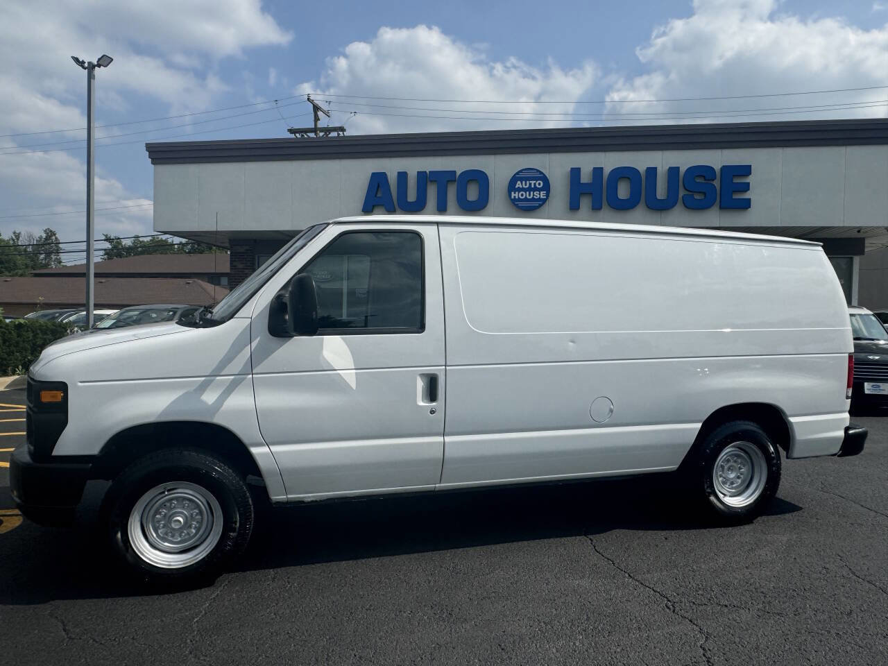 Used 2014 Ford E-150 and Econoline 150 w/ Commercial Cargo Van Package image 2