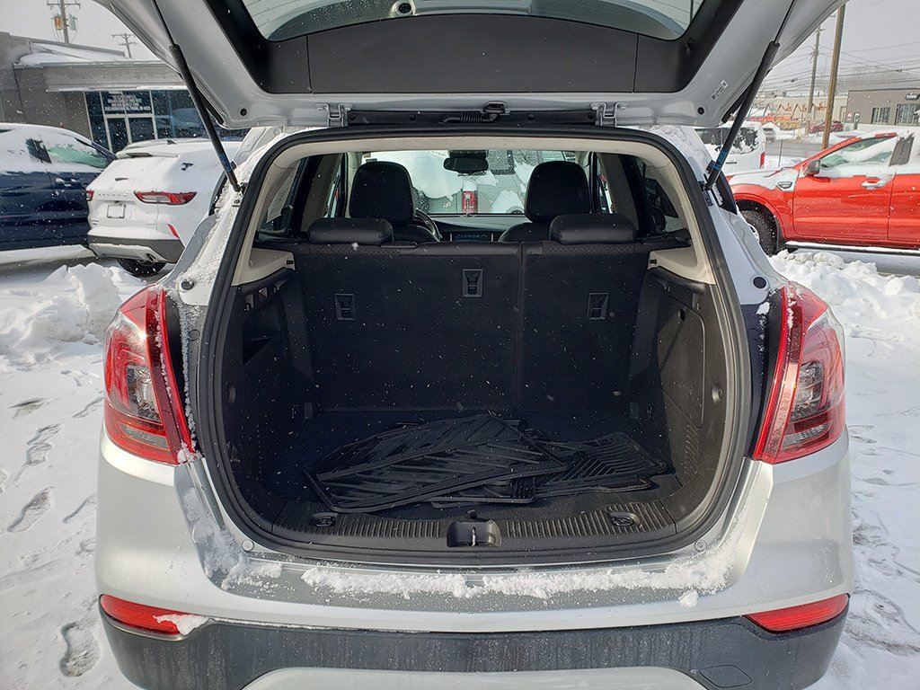 Used 2018 Buick Encore Sport Touring w/ Safety Package image 21
