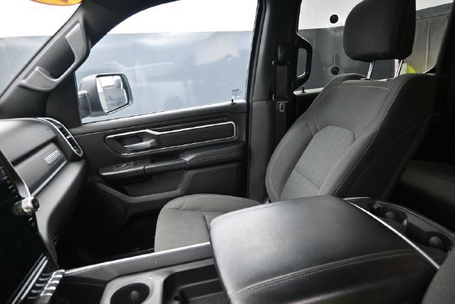 Used 2023 RAM 1500 Big Horn AWD/4WD image 32