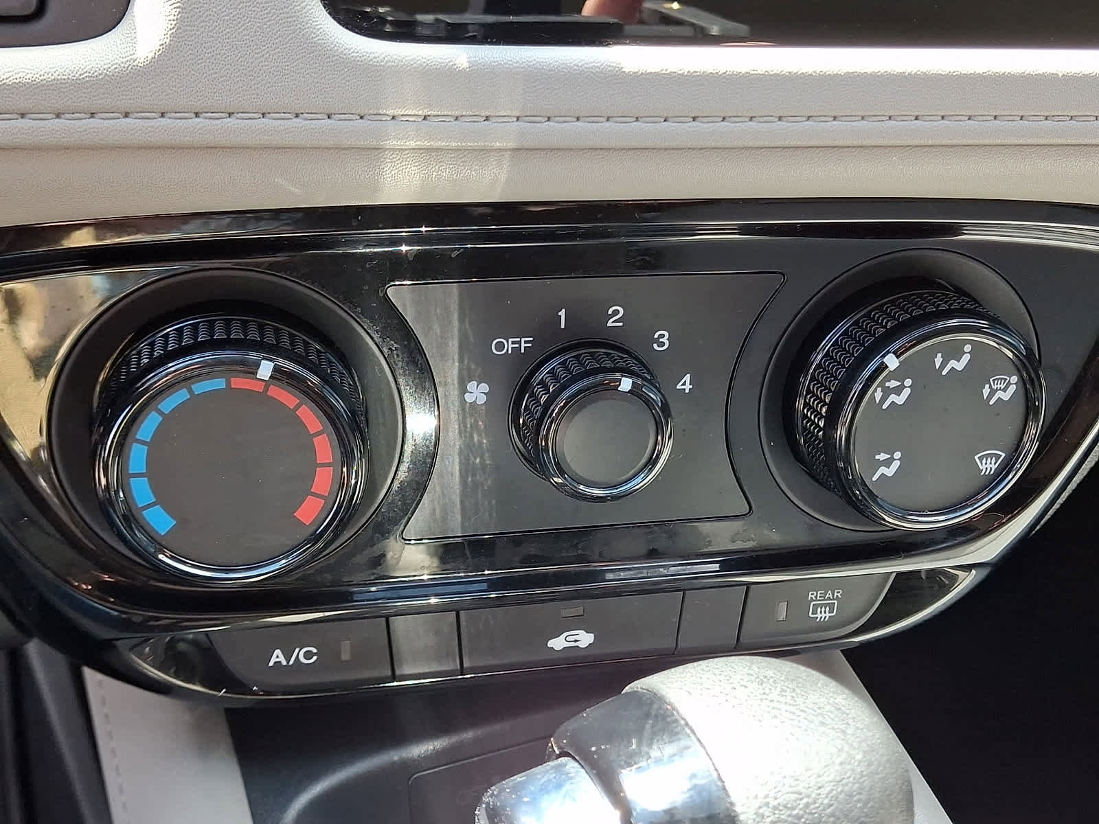 Used 2022 Honda HR-V LX image 19
