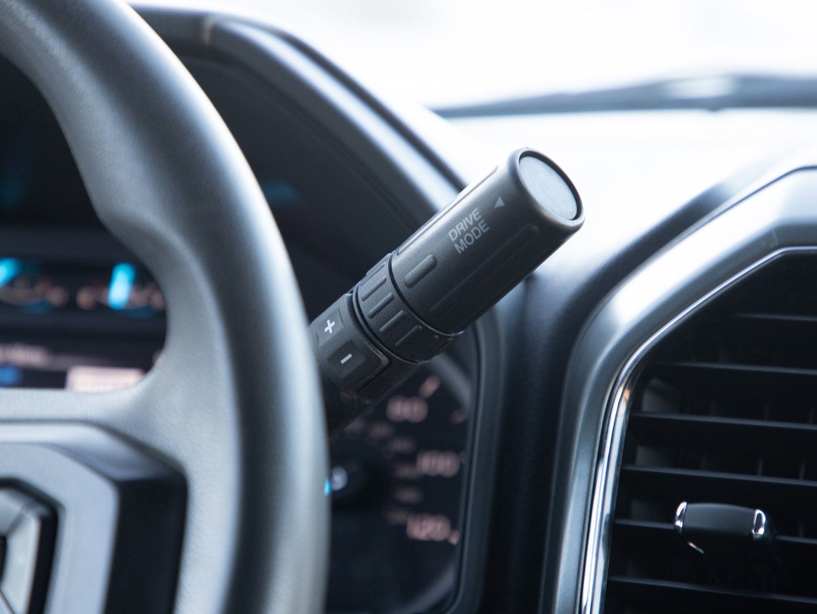 Used 2022 Ford F250 XLT w/ XLT Premium Package image 17