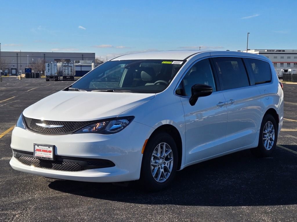 New 2026 Chrysler Voyager LX image 3