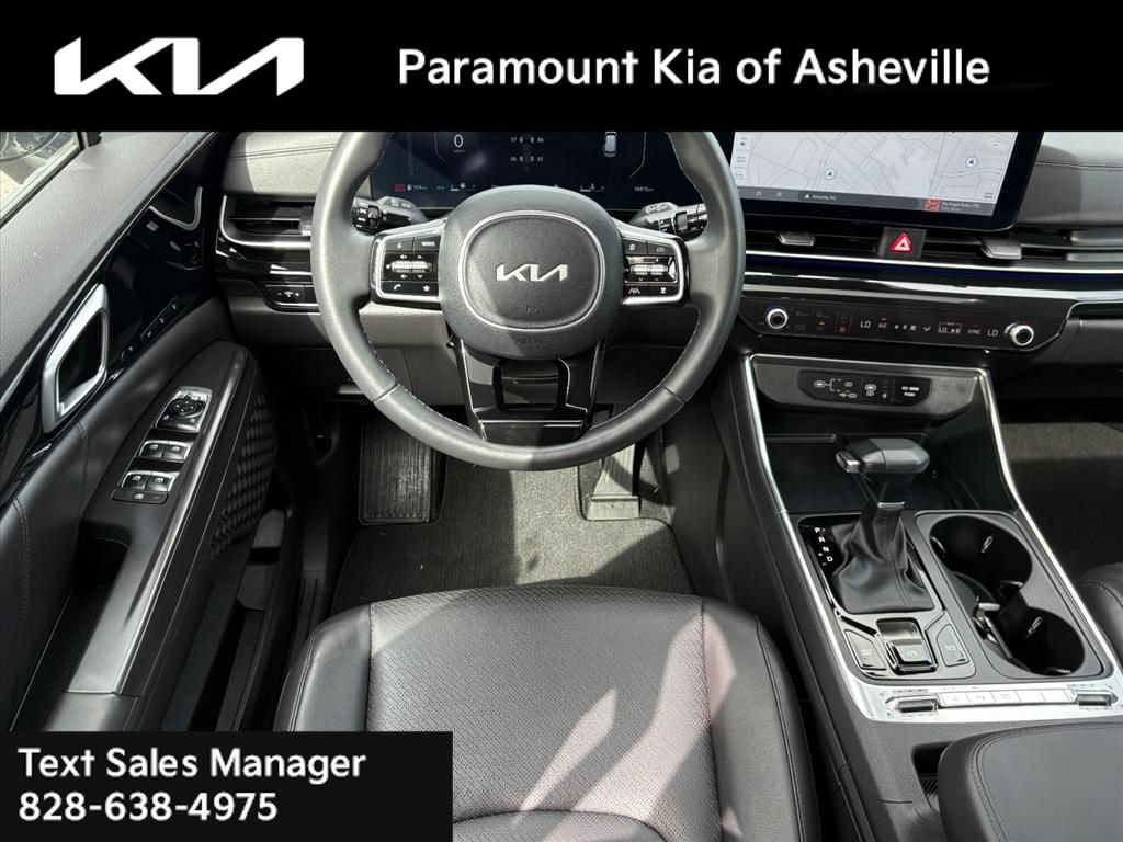 Certified 2025 Kia Carnival SX Prestige FWD image 24