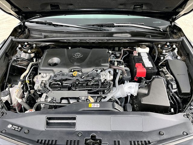 Used 2024 Toyota Camry SE w/ Convenience Package FWD image 11