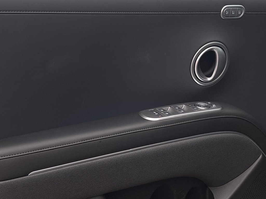 Certified 2026 Hyundai Palisade Calligraphy AWD/4WD image 9