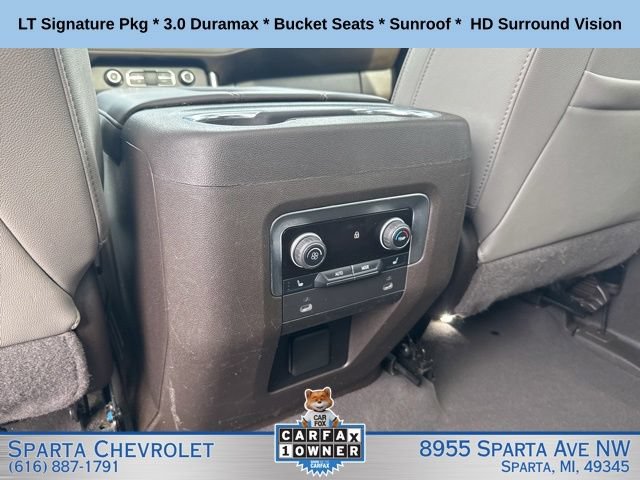 Used 2022 Chevrolet Suburban LT w/ LT Signature Plus Package AWD/4WD image 35