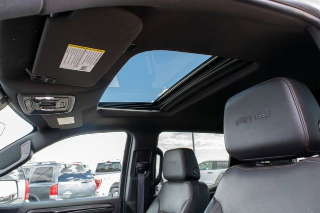 Used 2023 GMC Sierra 1500 AT4 image 15