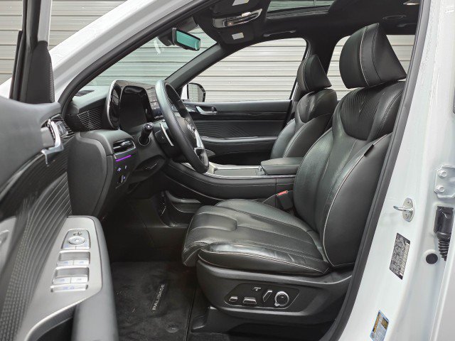 Used 2024 Hyundai Palisade Calligraphy FWD image 14