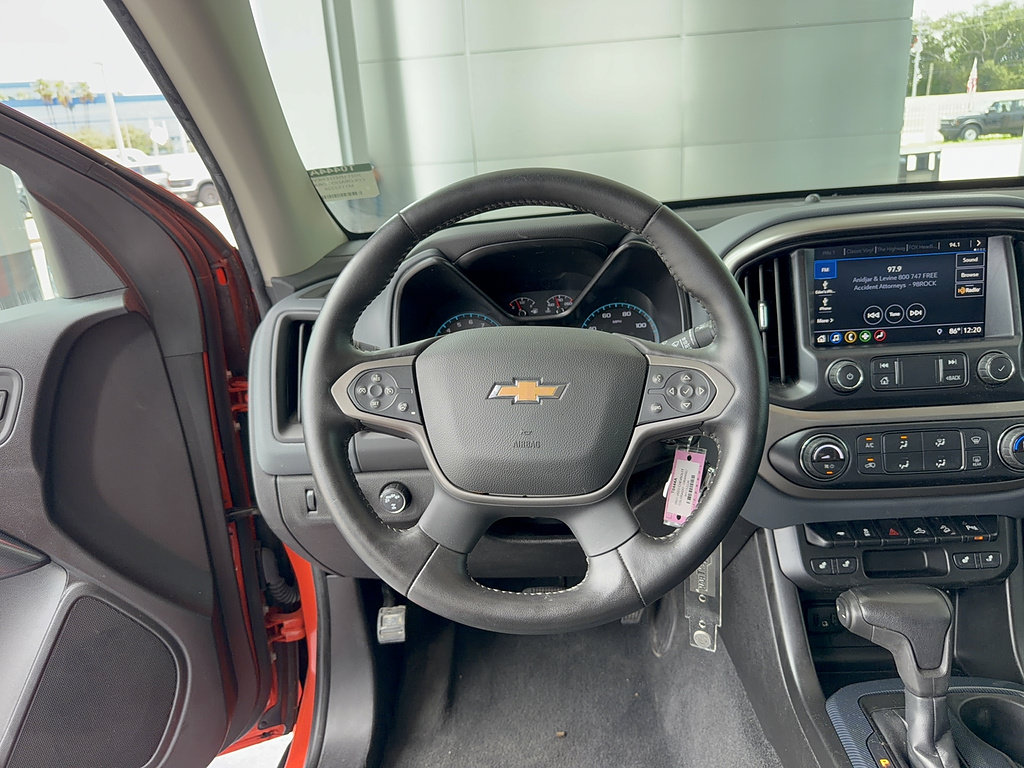 Used 2021 Chevrolet Colorado Z71 AWD/4WD image 31