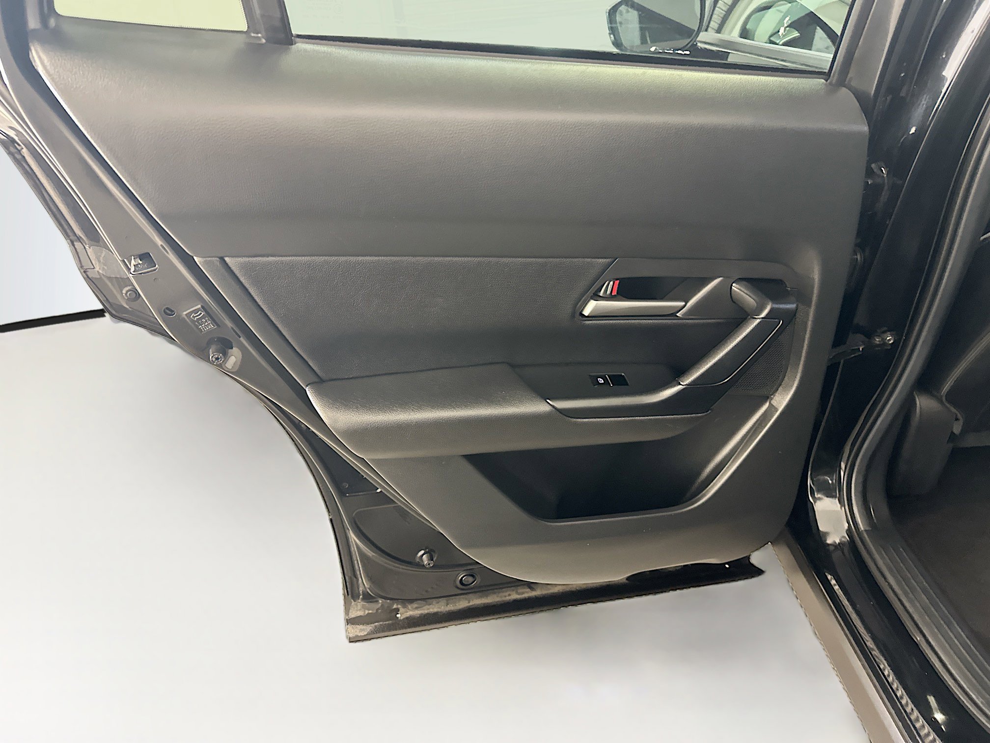 Used 2025 MAZDA CX-50 AWD 2.5 S w/ Preferred Package image 27