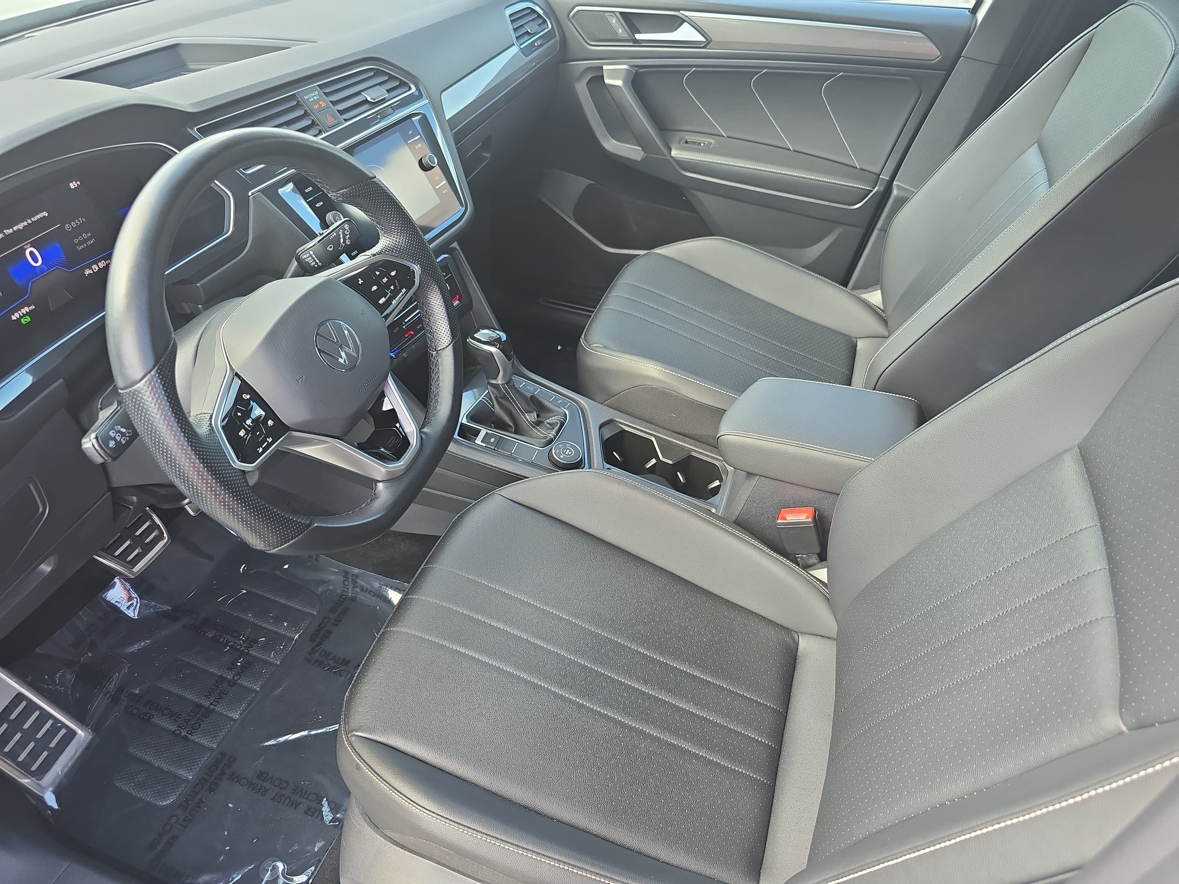 Used 2022 Volkswagen Tiguan SE R-Line AWD/4WD image 16