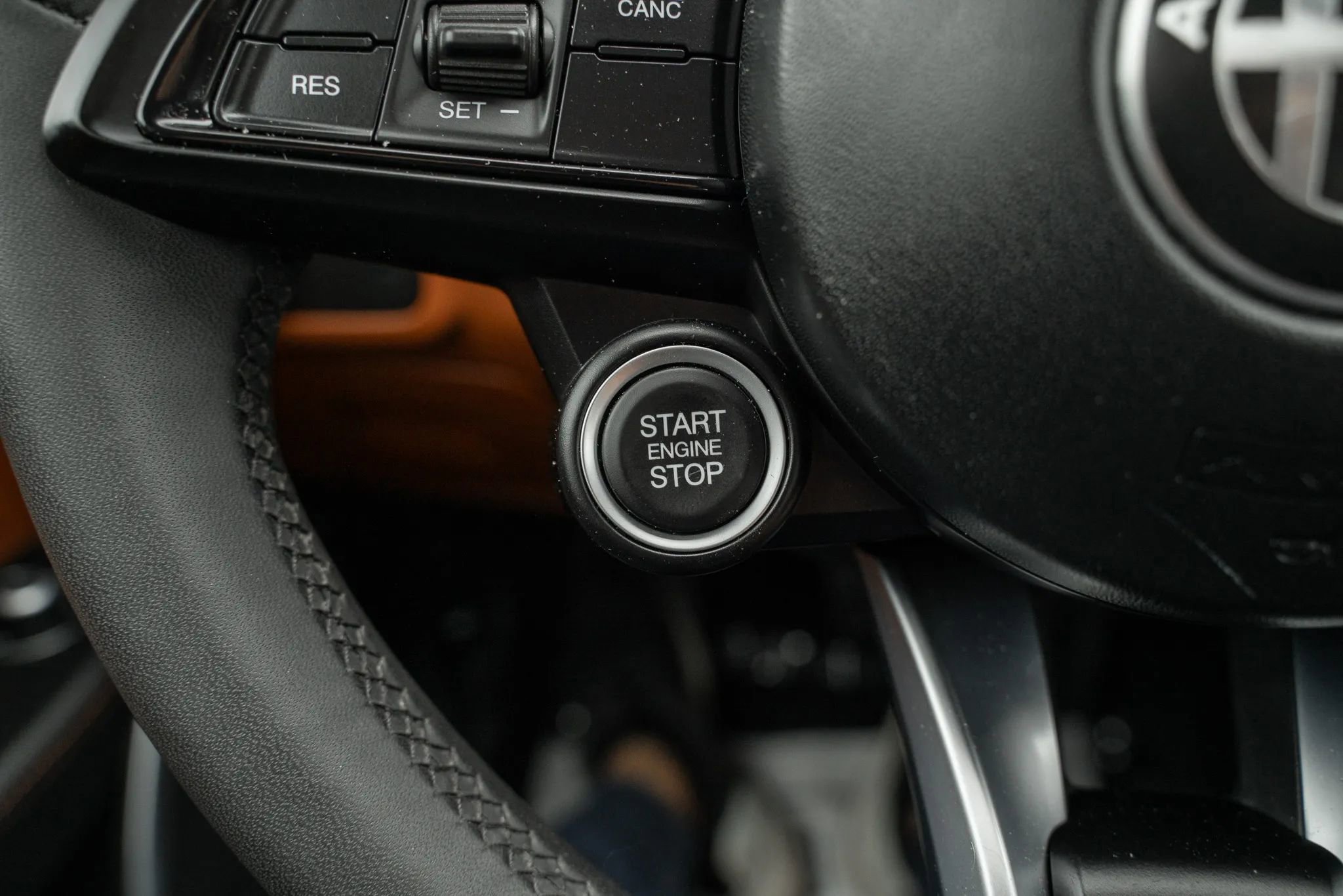 Used 2020 Alfa Romeo Giulia AWD w/ Cold Weather Package image 17