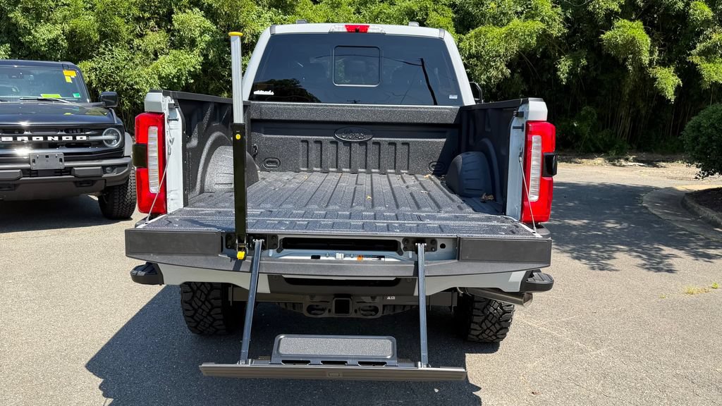 New 2026 Ford F250 Lariat w/ Tremor Off-Road Package AWD/4WD image 23