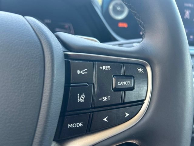 Used 2022 Lexus ES 350 w/ Premium Package FWD image 17