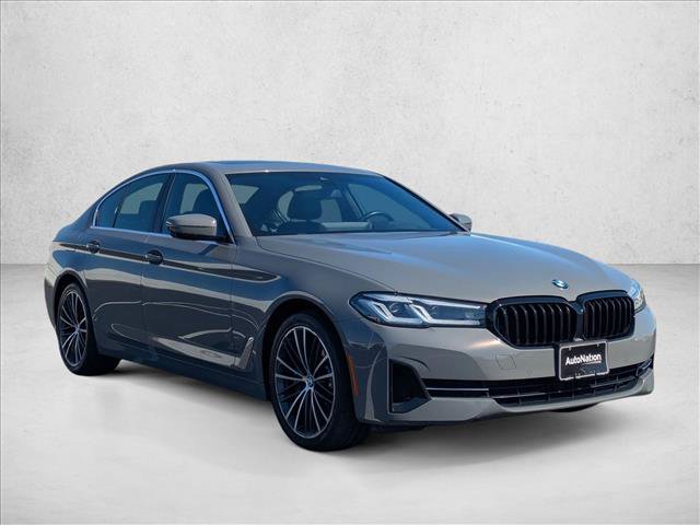 Used 2021 BMW 530e w/ Premium Package RWD image 3