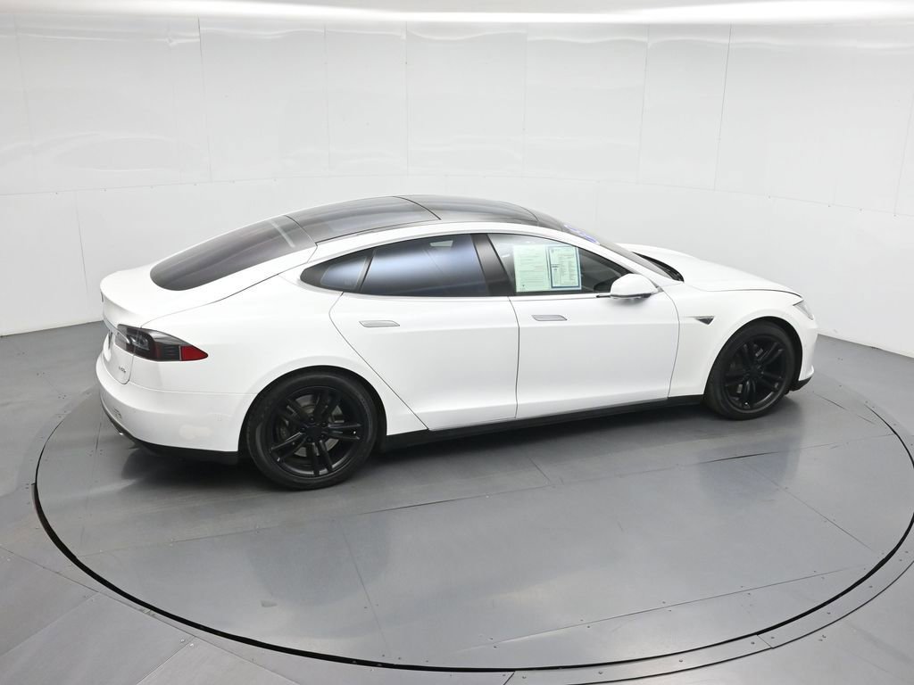 Used 2015 Tesla Model S 85D image 38