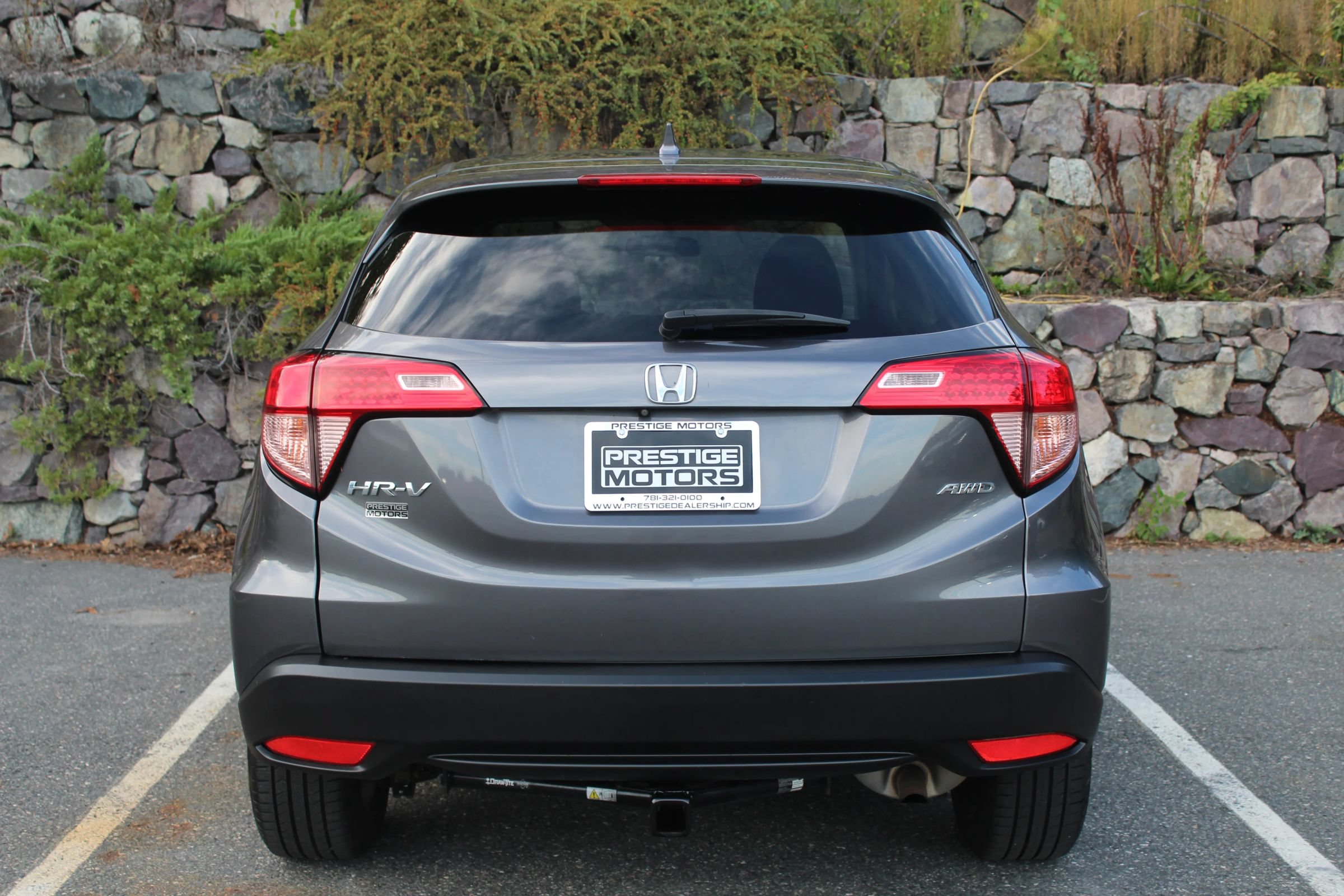 Used 2018 Honda HR-V EX image 8