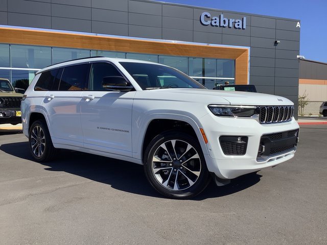 New 2025 Jeep Grand Cherokee L Overland image 2