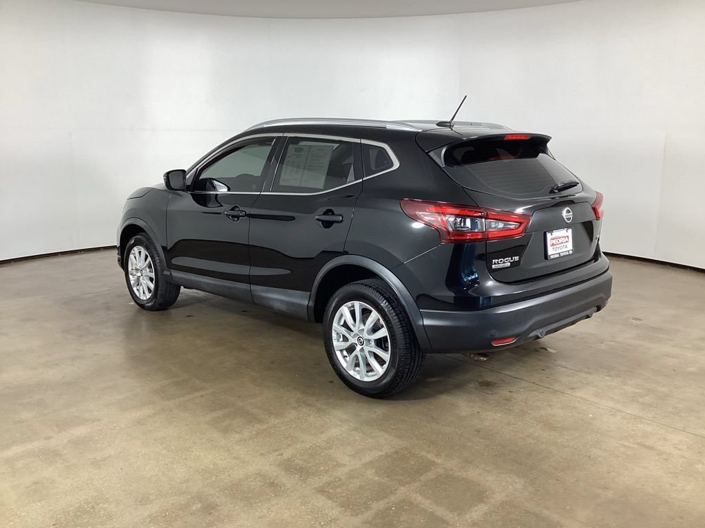 Used 2020 Nissan Rogue Sport SV FWD image 14