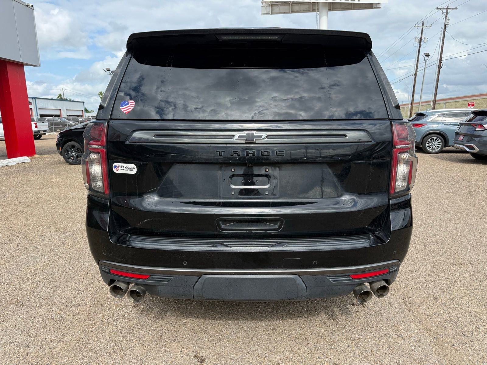 Used 2022 Chevrolet Tahoe Z71 w/ Z71 Off-Road Package AWD/4WD image 4