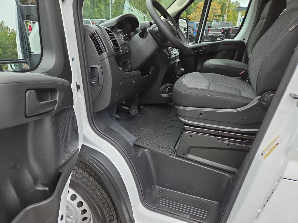 New 2025 RAM ProMaster 2500 FWD image 11