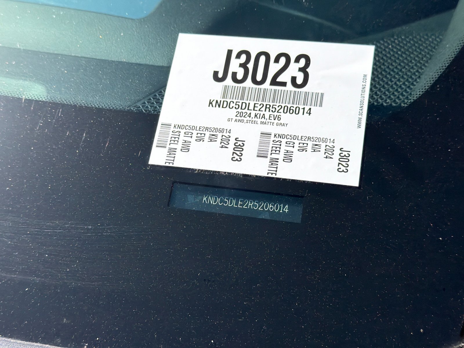 Certified 2024 Kia EV6 GT AWD/4WD image 3