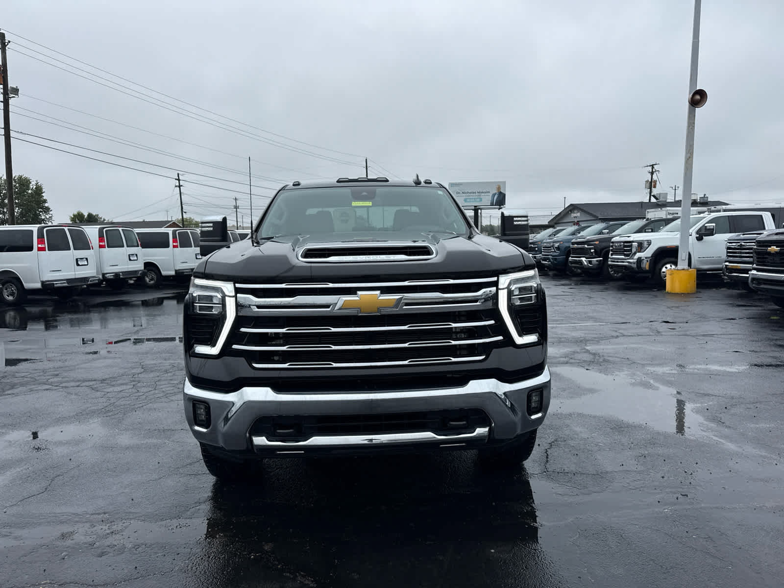 Certified 2025 Chevrolet Silverado 2500 LTZ w/ LTZ Convenience Package AWD/4WD image 8