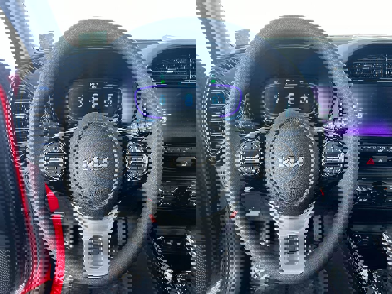 Certified 2025 Kia Soul S image 15