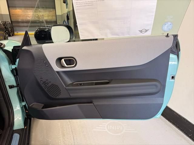 Used 2026 MINI Cooper S FWD image 21