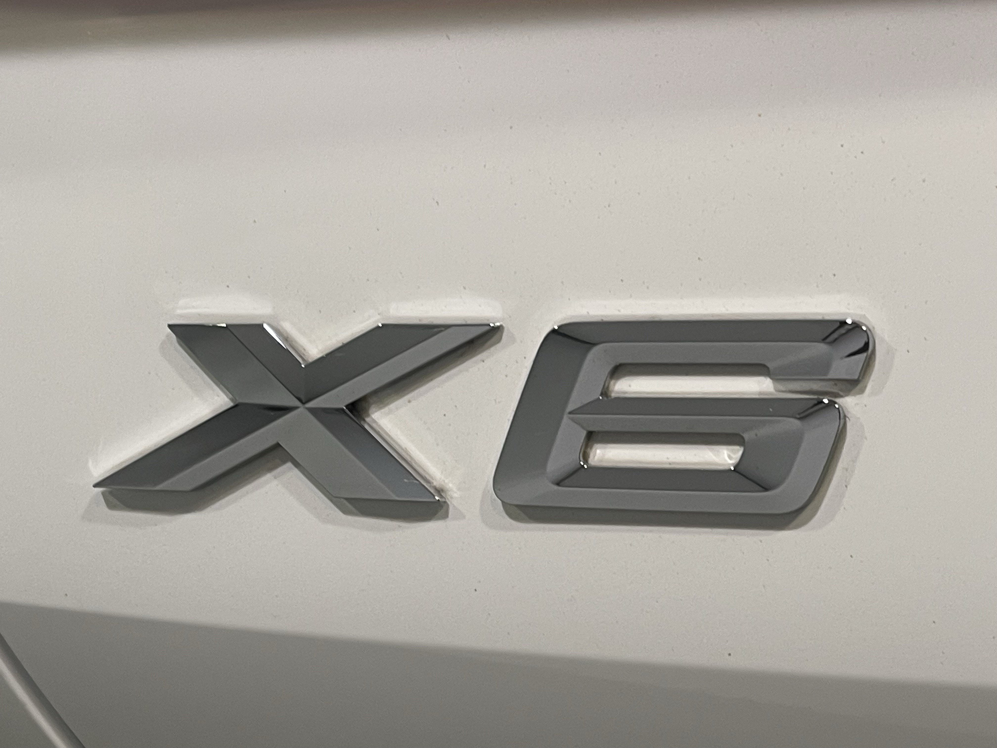 Used 2023 BMW X6 xDrive40i w/ M Sport Package AWD/4WD image 24