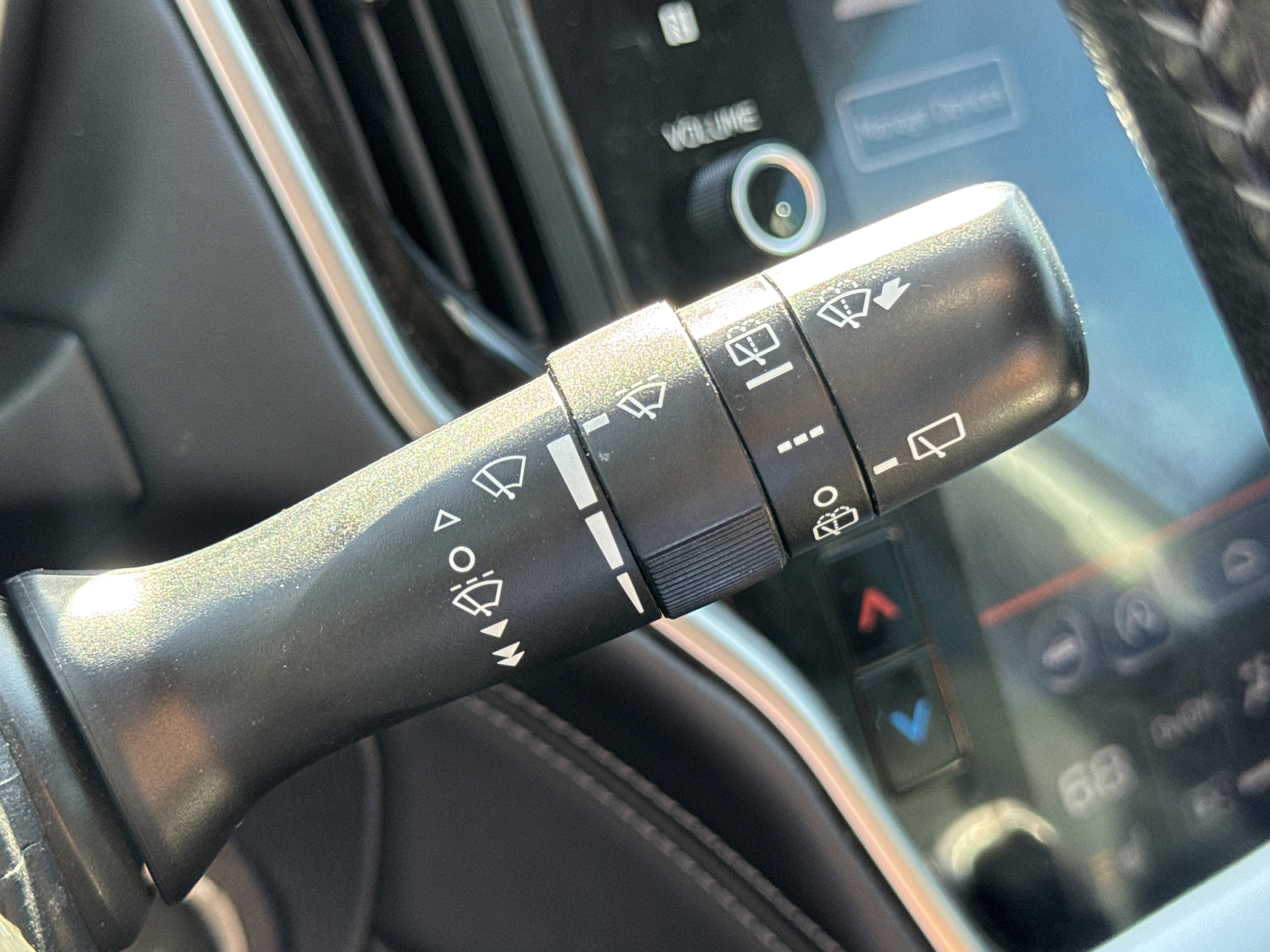 Used 2021 Subaru Outback Limited w/ Popular Package #2 image 17