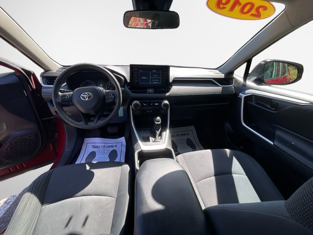 Used 2019 Toyota RAV4 LE w/ All Weather Liner Package AWD/4WD image 22