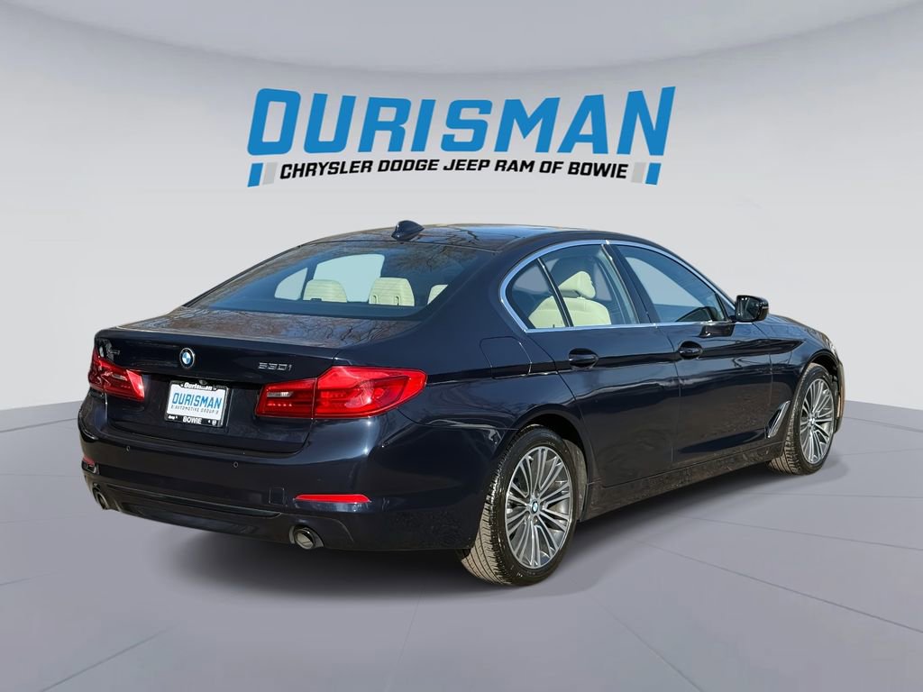 Used 2020 BMW 530i xDrive w/ Convenience Package image 2