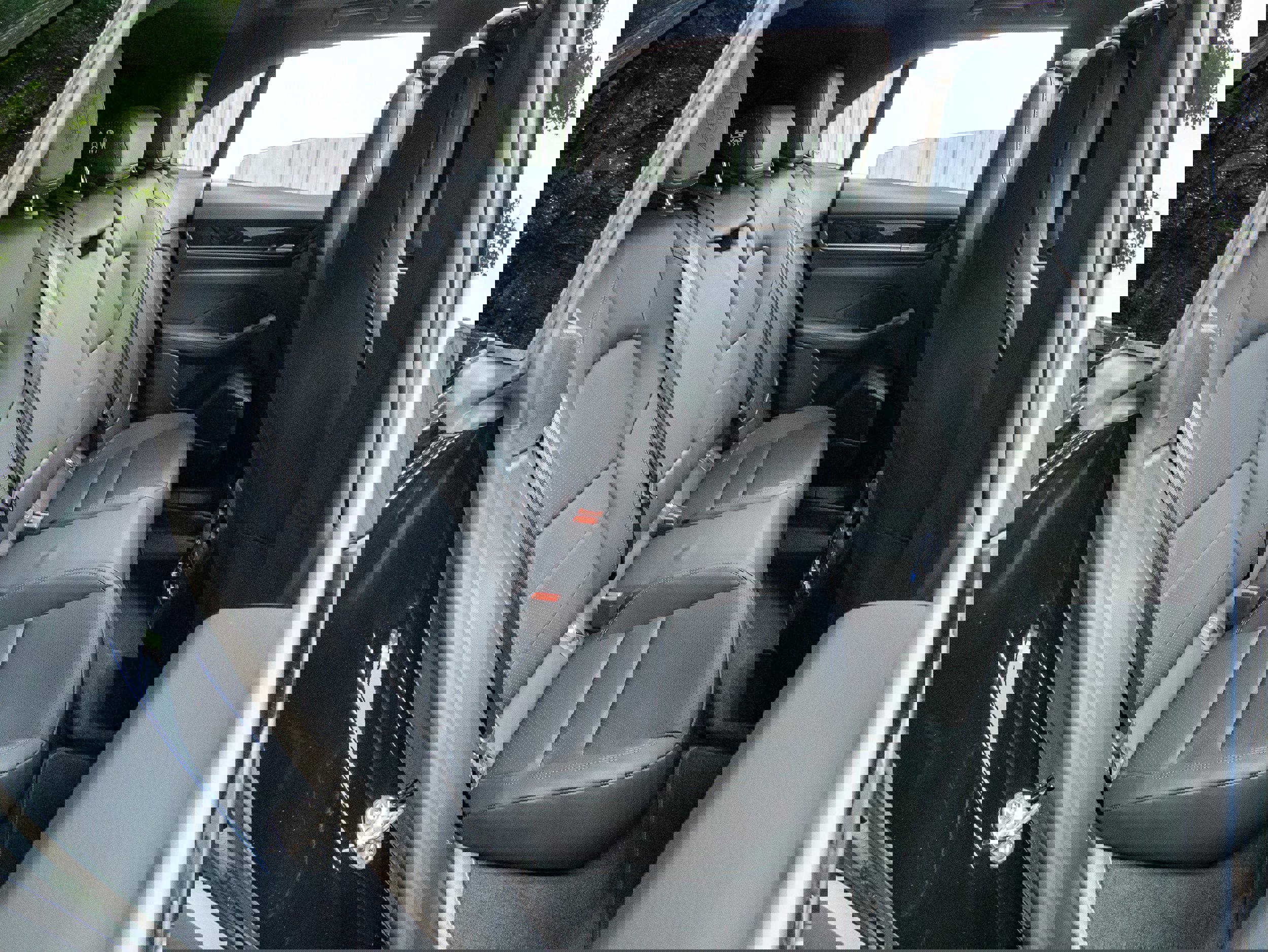 New 2025 Porsche Macan 4 Electric image 34