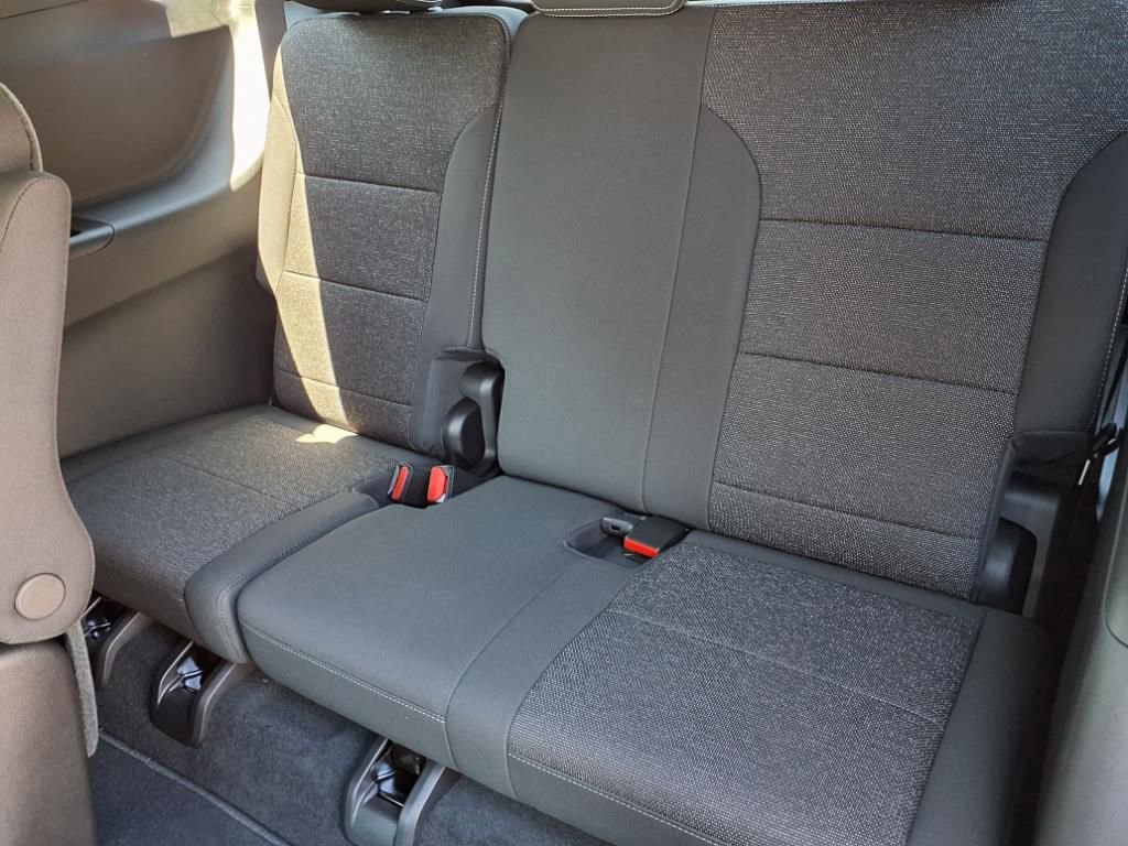 New 2025 Chevrolet Traverse LT image 15