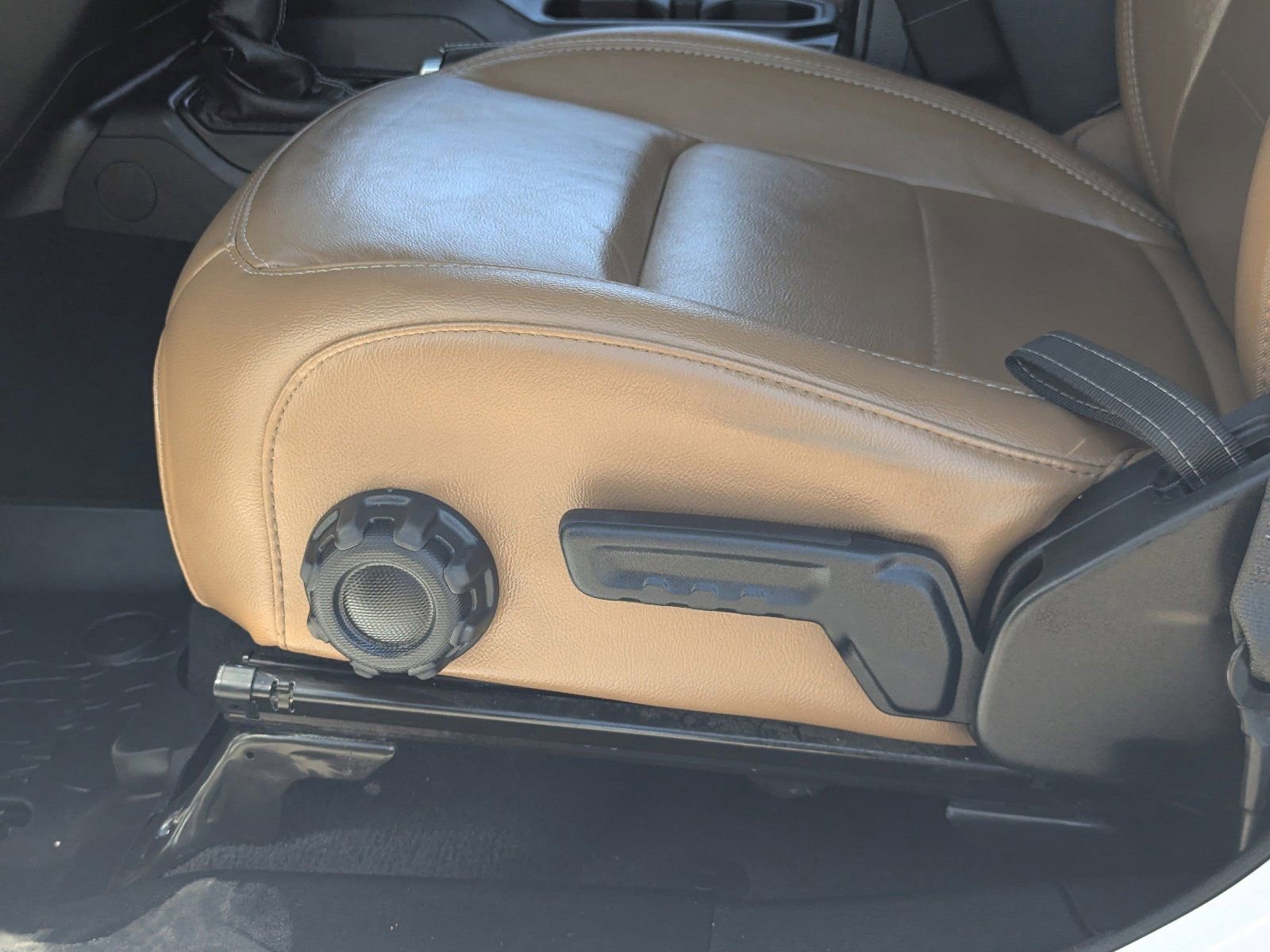 Used 2020 Jeep Gladiator Overland AWD/4WD image 20